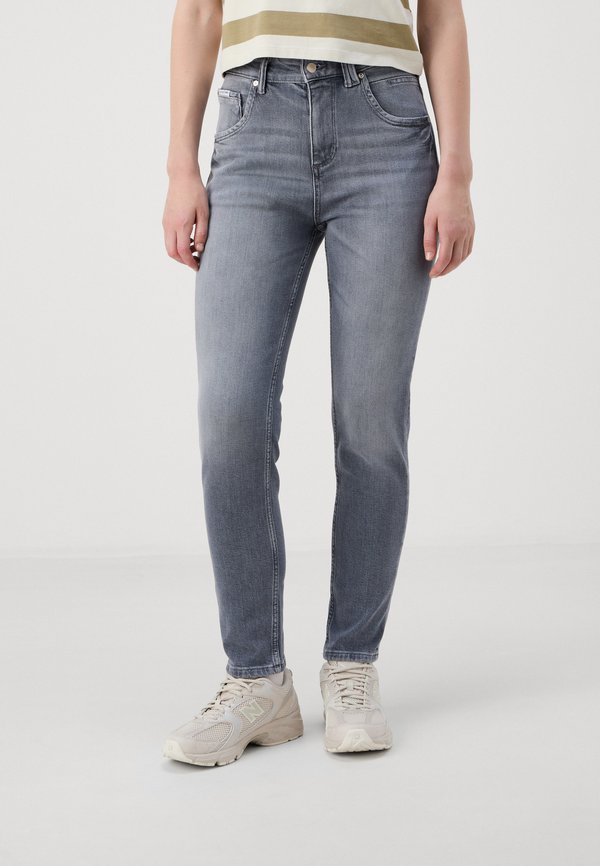 Marc O'Polo DENIM TROUSERS MID WAIST