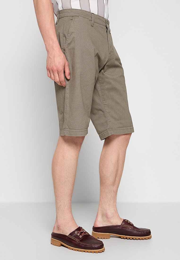Lindbergh Shorts Media 2
