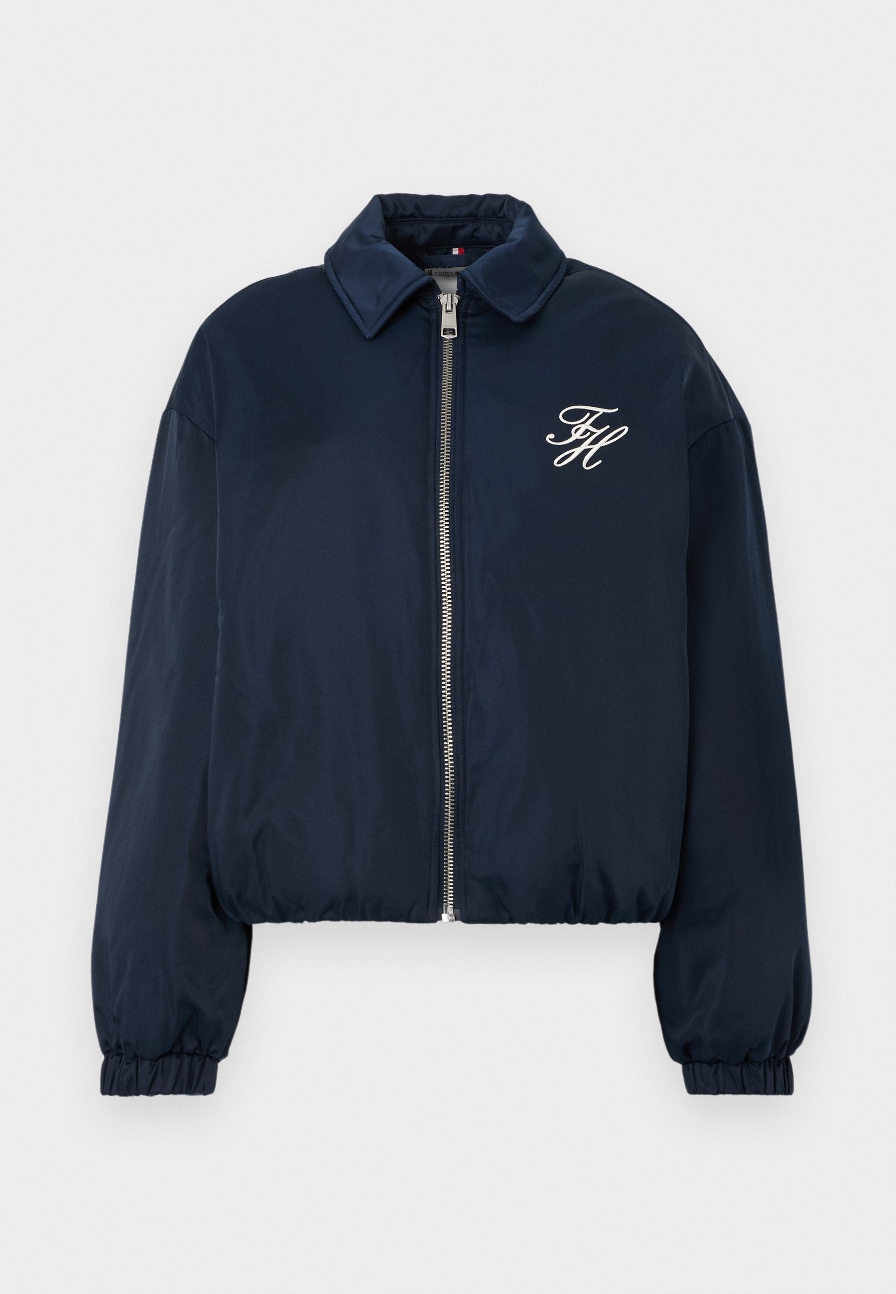 WATER REPELLENT SATIN RELAXED PADDED JACKET Media 1