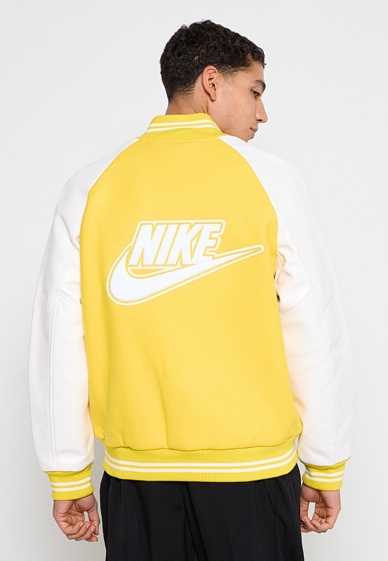 Nike Sportswear
