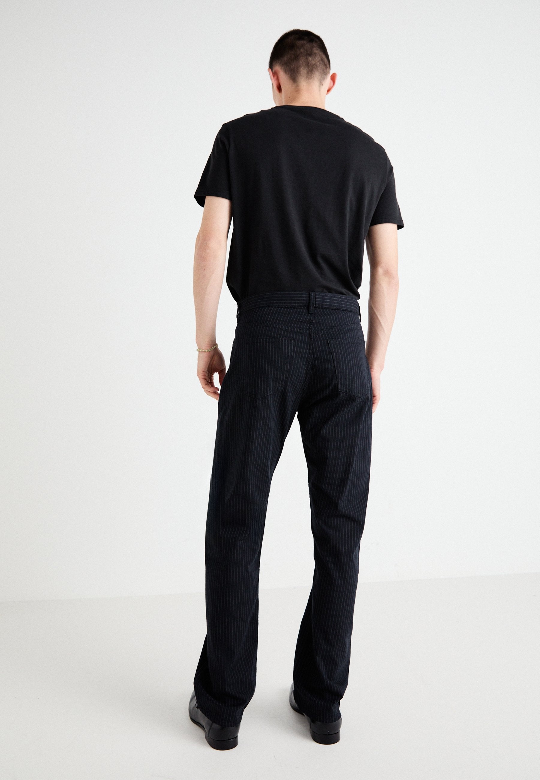 Weekday SPACE RELAXED STRAIGHT