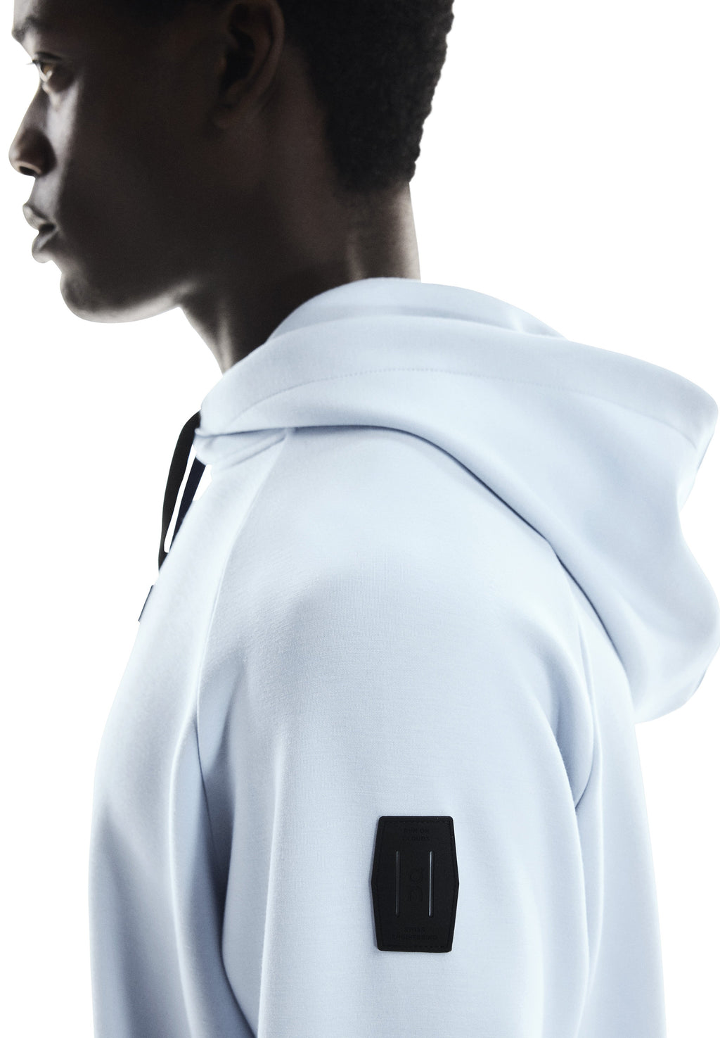 HOODIE 3 Media 5