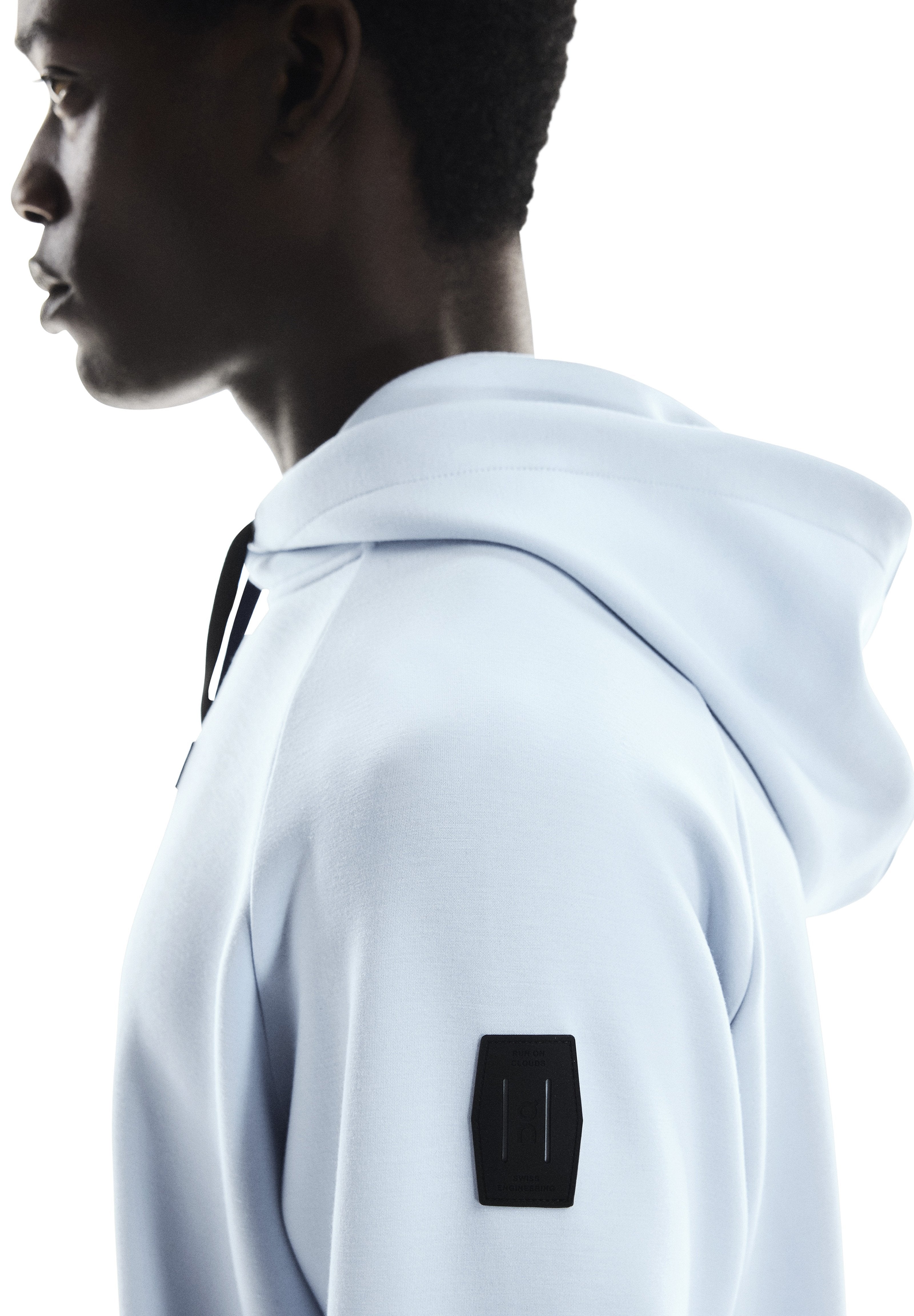 HOODIE 3 Media 5