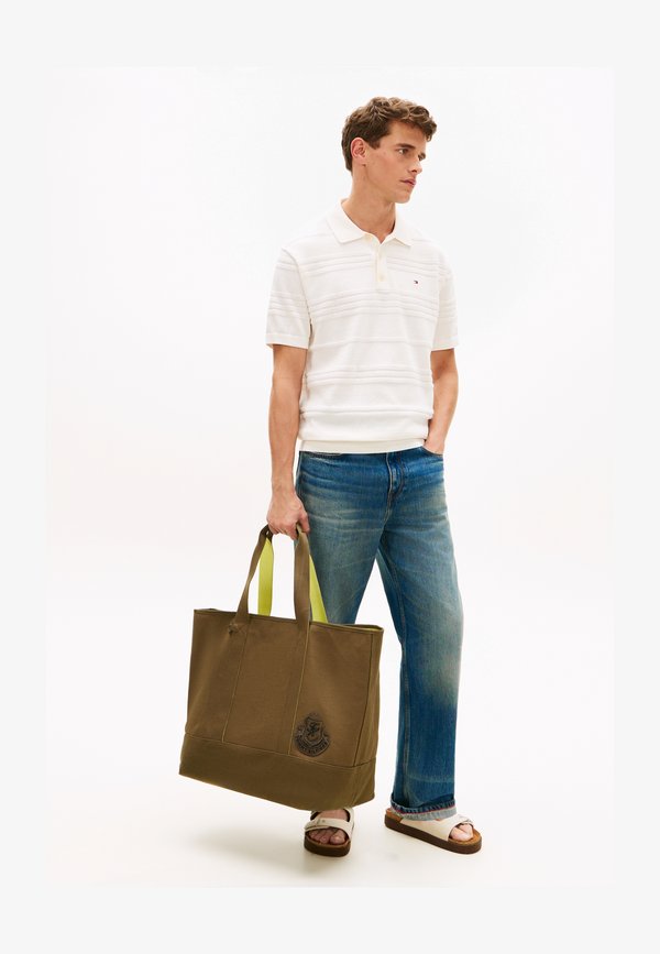 Tommy Hilfiger HERITAGE REVERSIBLE CANVAS TOTE BAG - Tote bag - willow green