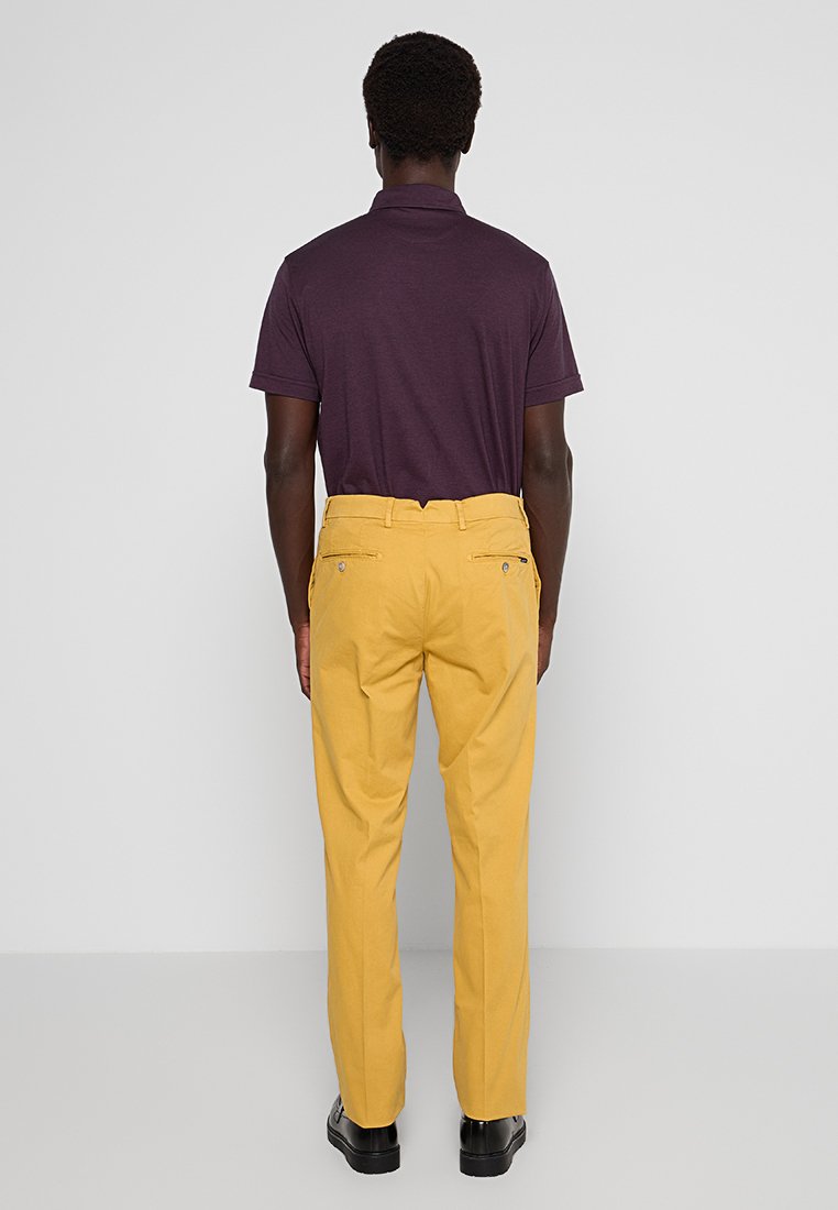 Hackett London