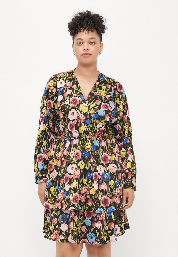 Vero Moda Curve VMCLILLIAN JULIA DRESS