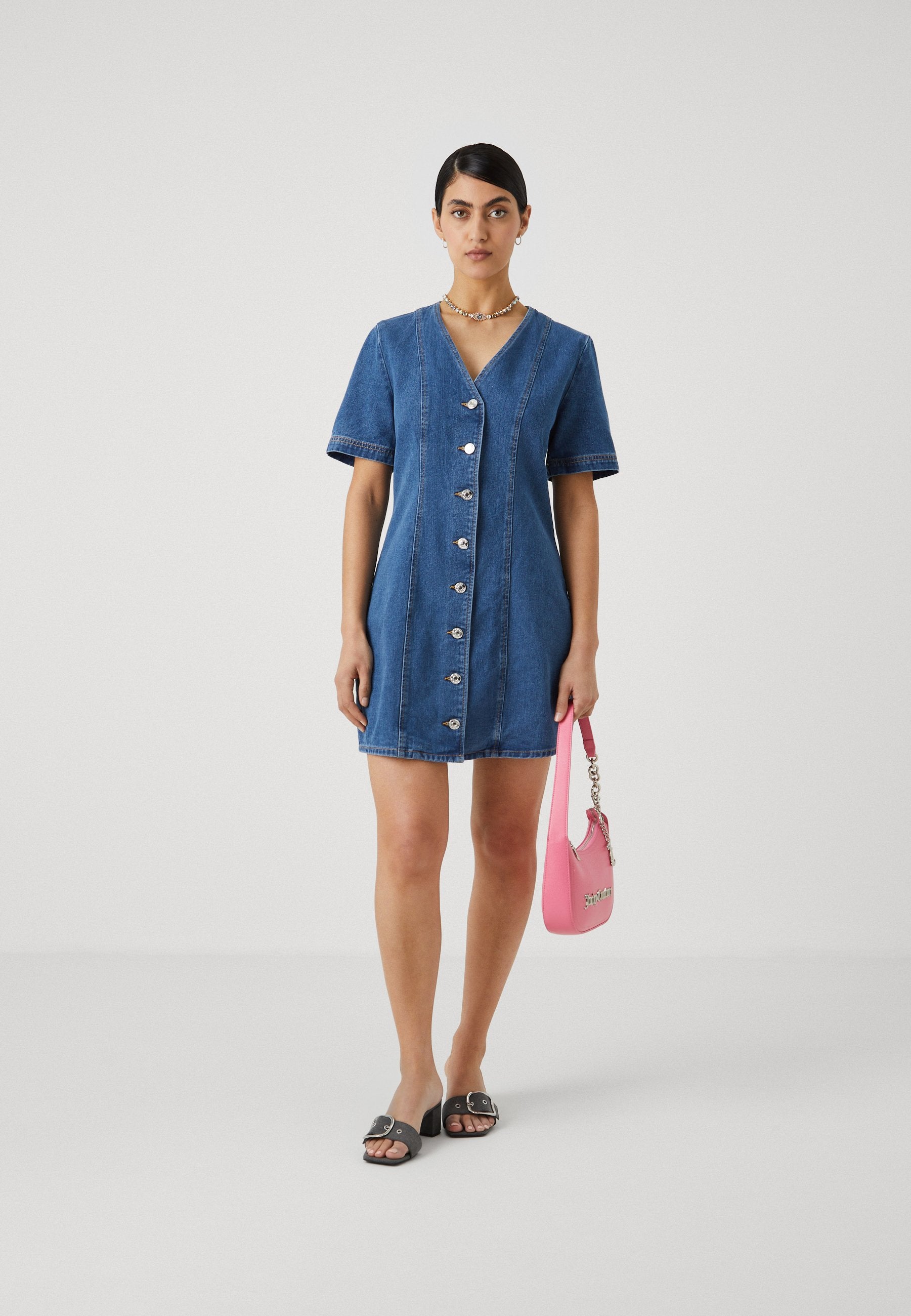 ONLKARLA V NECK DRESS  Media 2