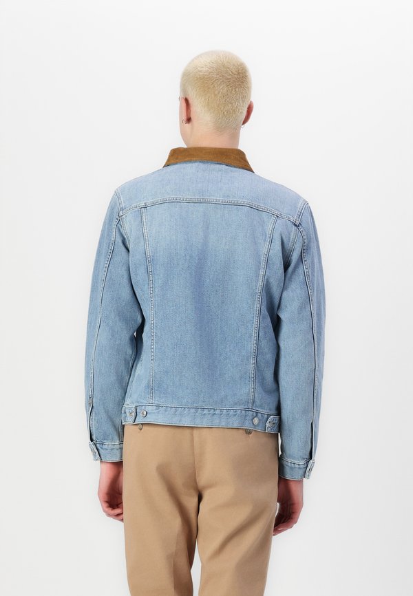 7 for all mankind