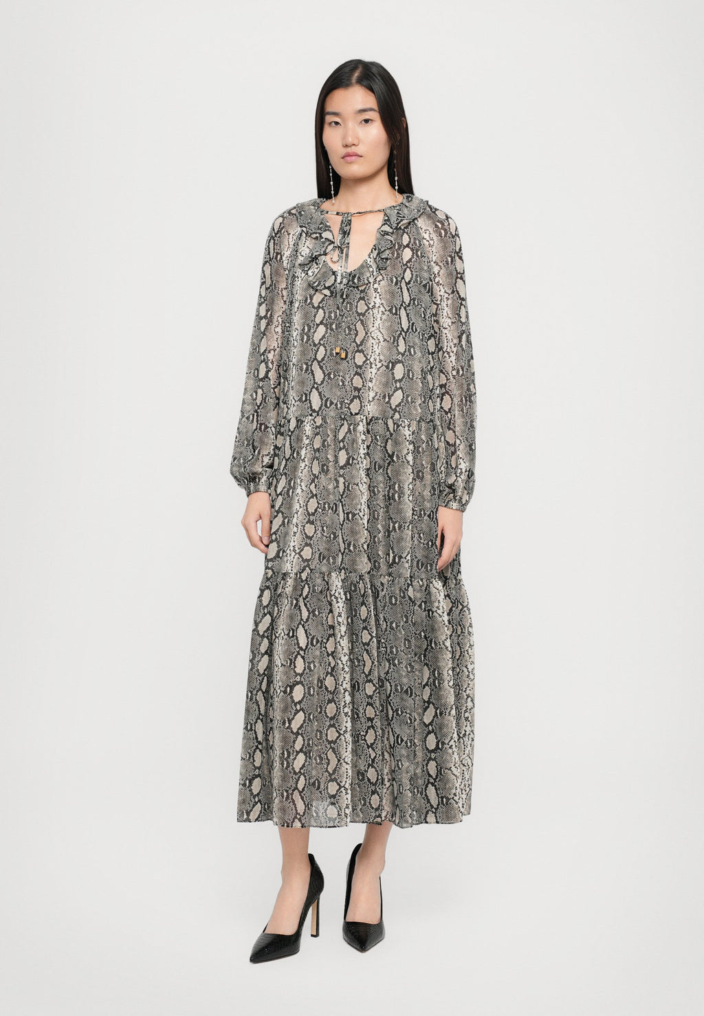 MICHAEL Michael Kors RUFFLE NECK