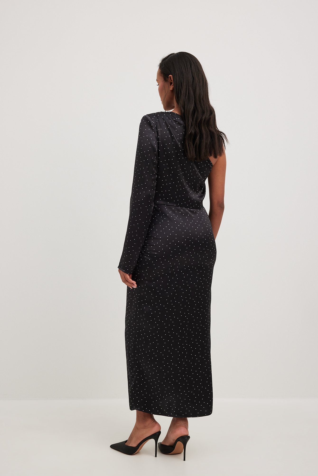 NA-KD ONE SHOULDER SLIT DETAIL DRESS