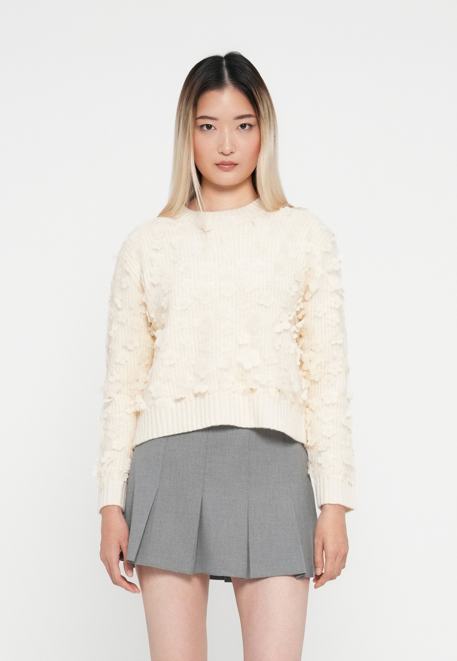 ONLY ONLHUA LIFE FLOWER DETAIL O NECK