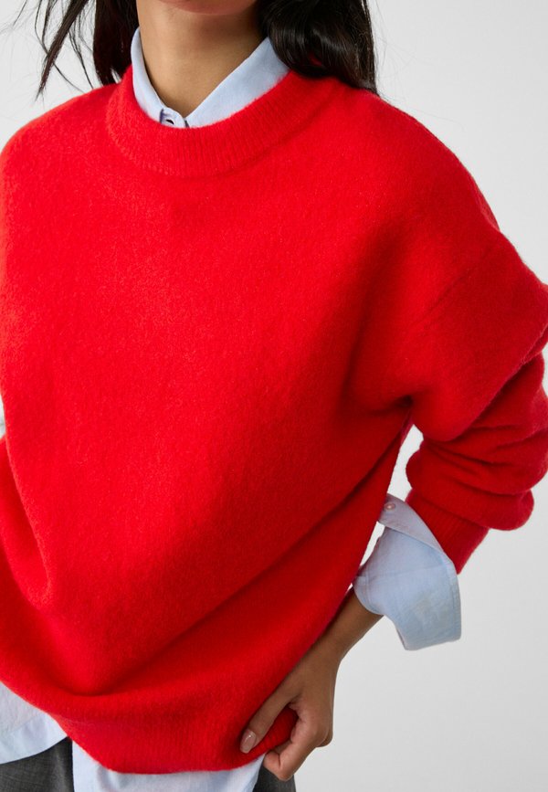 Stradivarius SOFT TOUCH