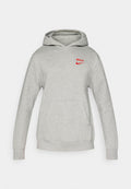 Grauer Pullover mit Kapuze. Verfügt über eine Fronttasche, roten "BULLS"-Schriftzug und ein rotes Nike-Logo auf der linken Brust. Weicher Stoff.