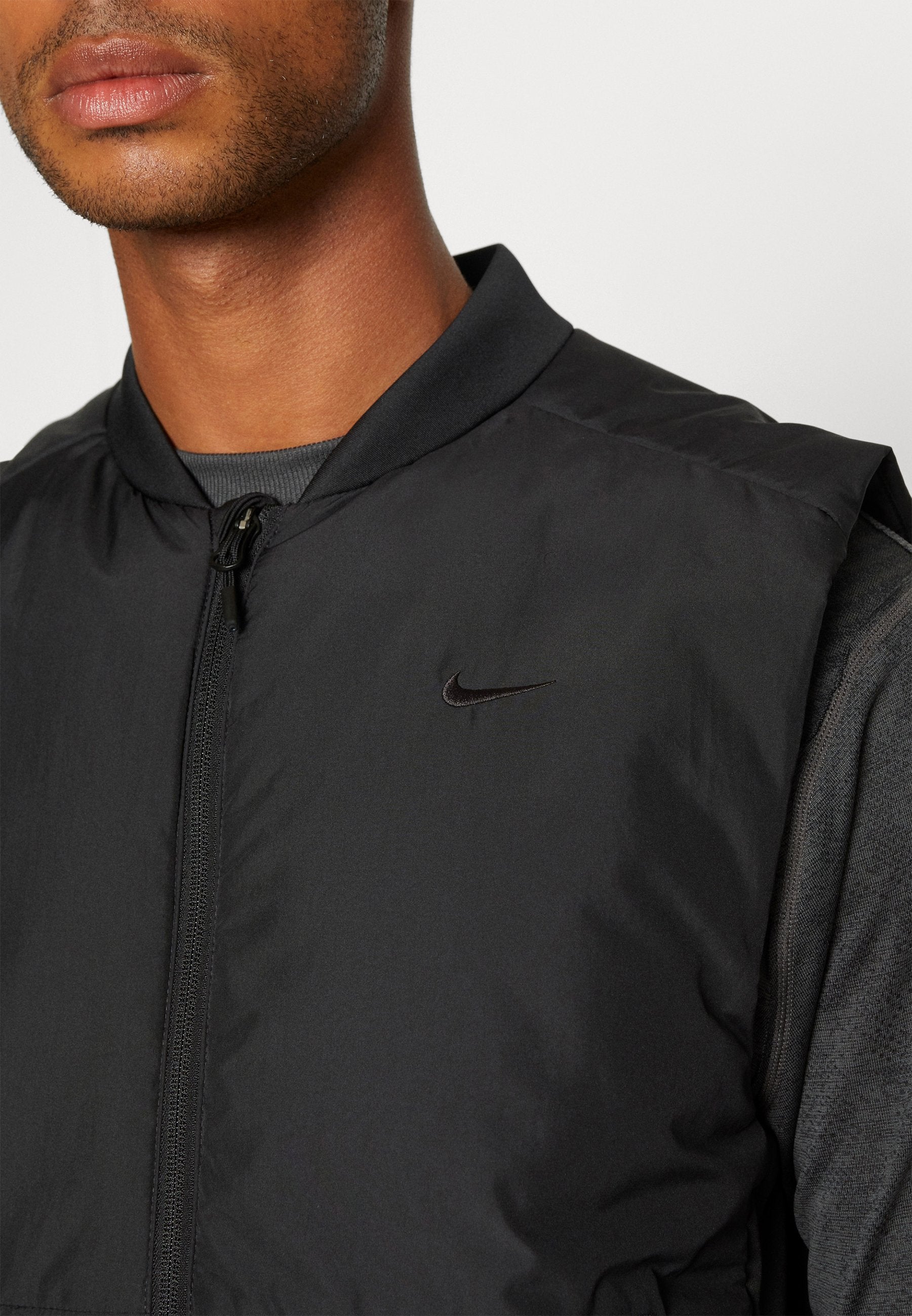 Nike Performance UNLIMITED