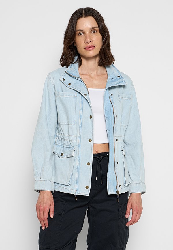 Levi's® KARLIE REGULAR FIT