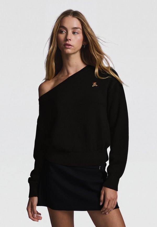 Bershka EMBROIDERED BOAT NECK - SWEATER - Jumper - black