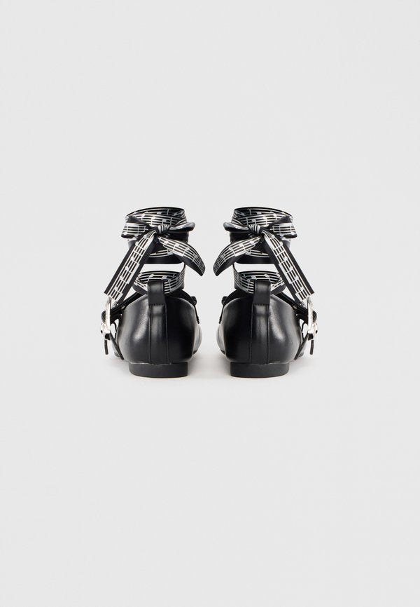 Koi Footwear SONG OF REST BARD