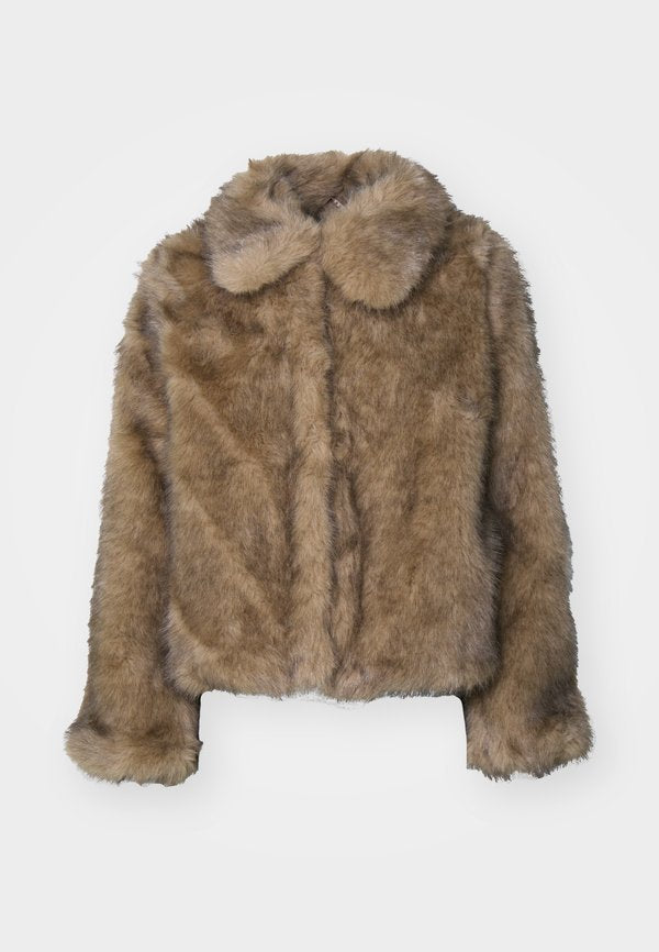 Vero Moda VMAUDREY SHORT JACKET - Winter jacket - silver mink