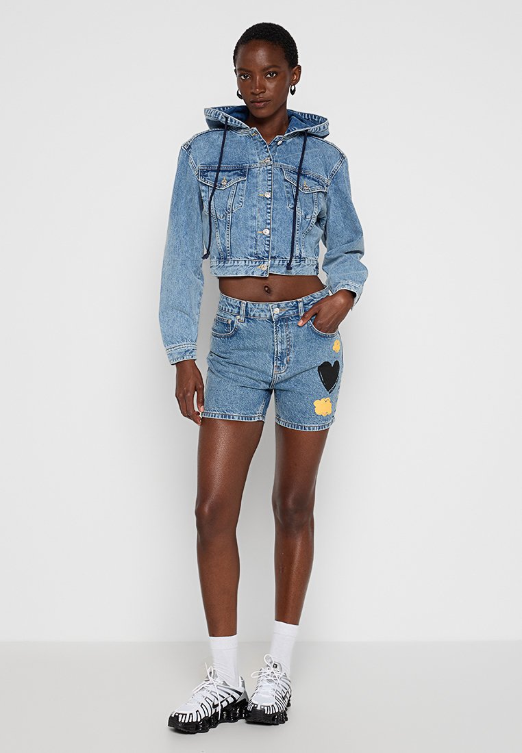 MOSCHINO JEANS