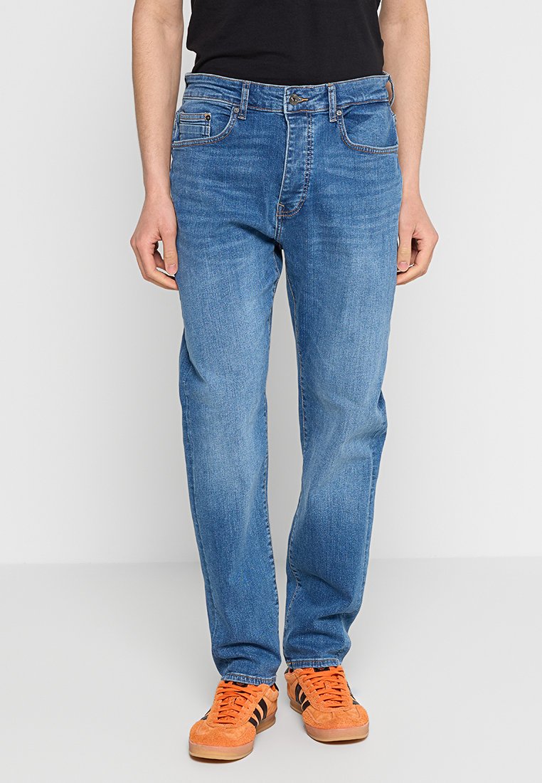 ONSYOKE TAPERED BOX AZG DNM MU OTL Media 1