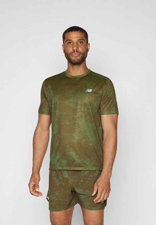 New Balance ATHLETICS PRINTED - Sports T-shirt - woodland