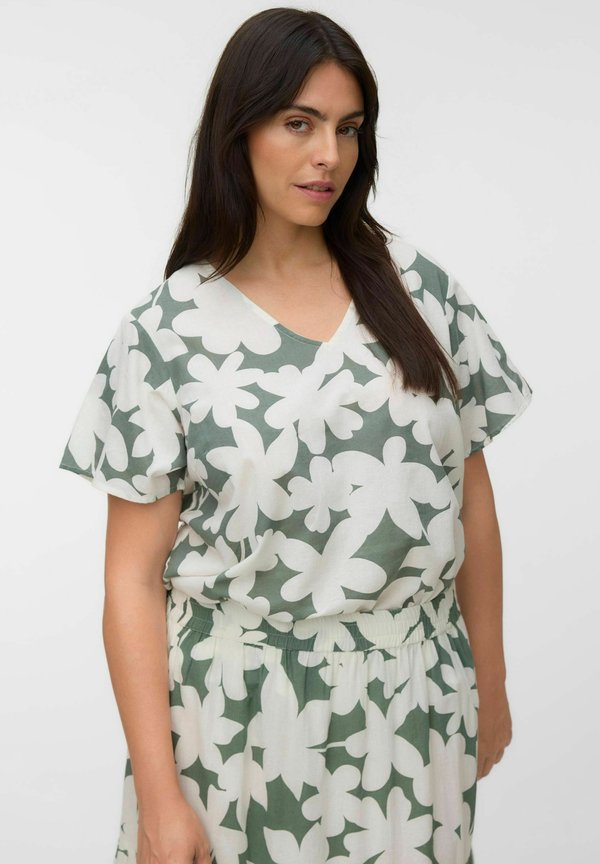 Vero Moda Curve BLUSE VMCDICTHE TOP - Blouse - laurel wreath