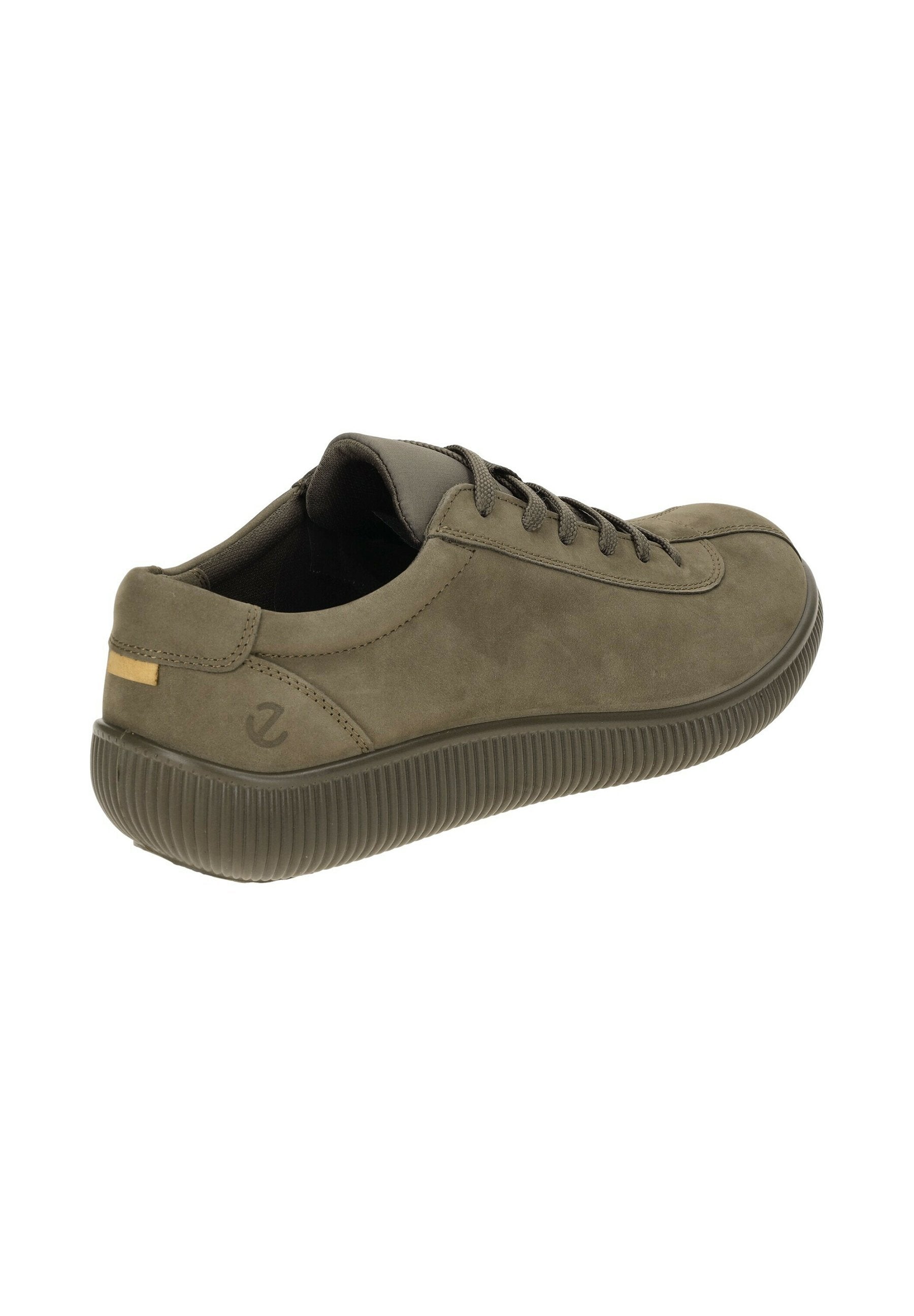 SNEAKERS Media 6