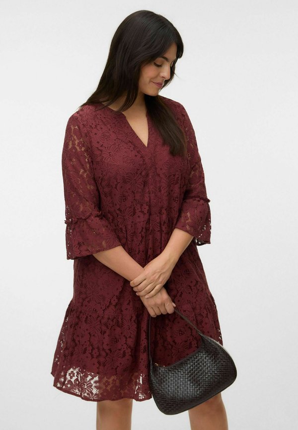 Vero Moda Curve BLUSE VMCHONEY TUNIKA - Day dress - andorra