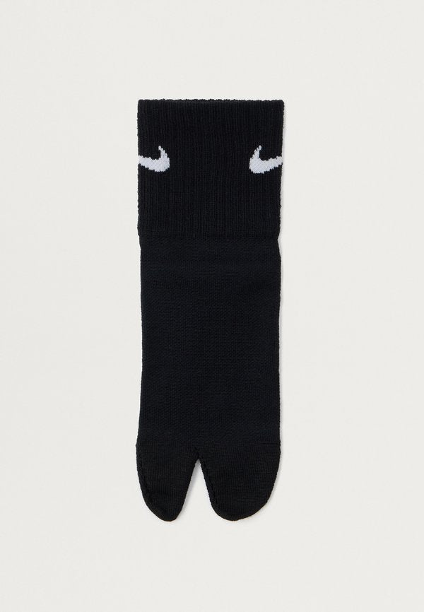 Nike Sportswear EVERYDAY TABI UNISEX - Socks - black/white