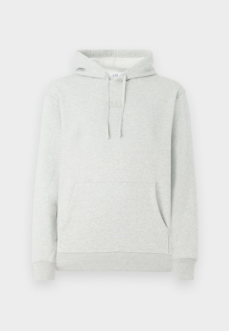 Hellgrauer Hoodie mit einer Kordelzugkapuze, Taschen vorne, gerippten Bündchen und Saum, sowie einem dezenten, eingeprägten Logo auf der Brust.