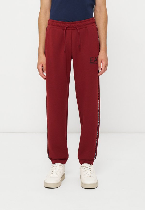 EA7 Emporio Armani