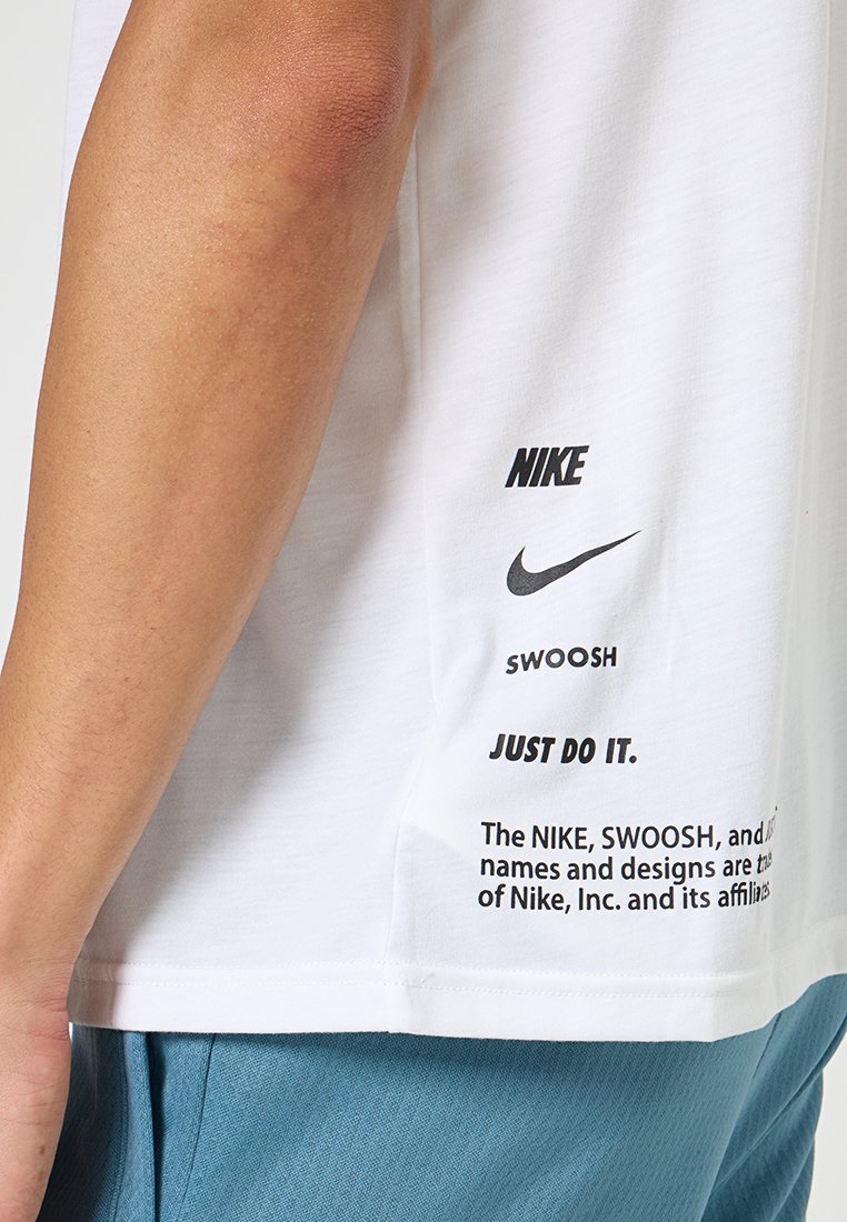 Nike Performance SPECS