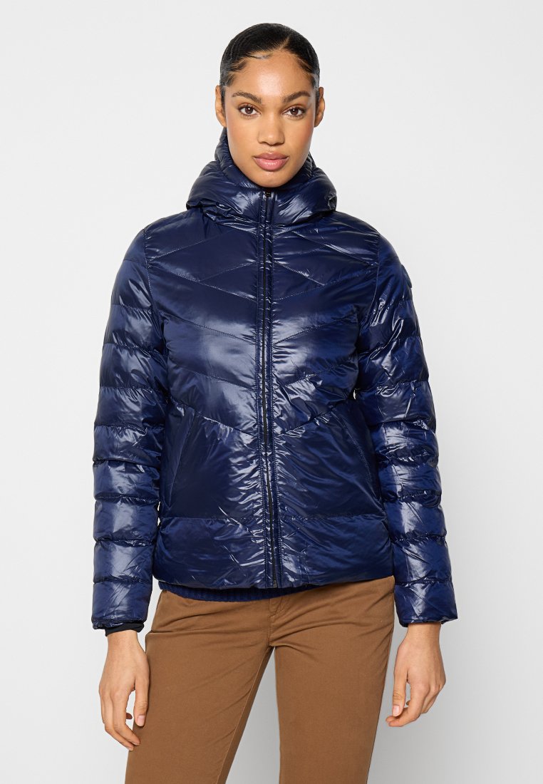 U.S. Polo Assn. ESSY