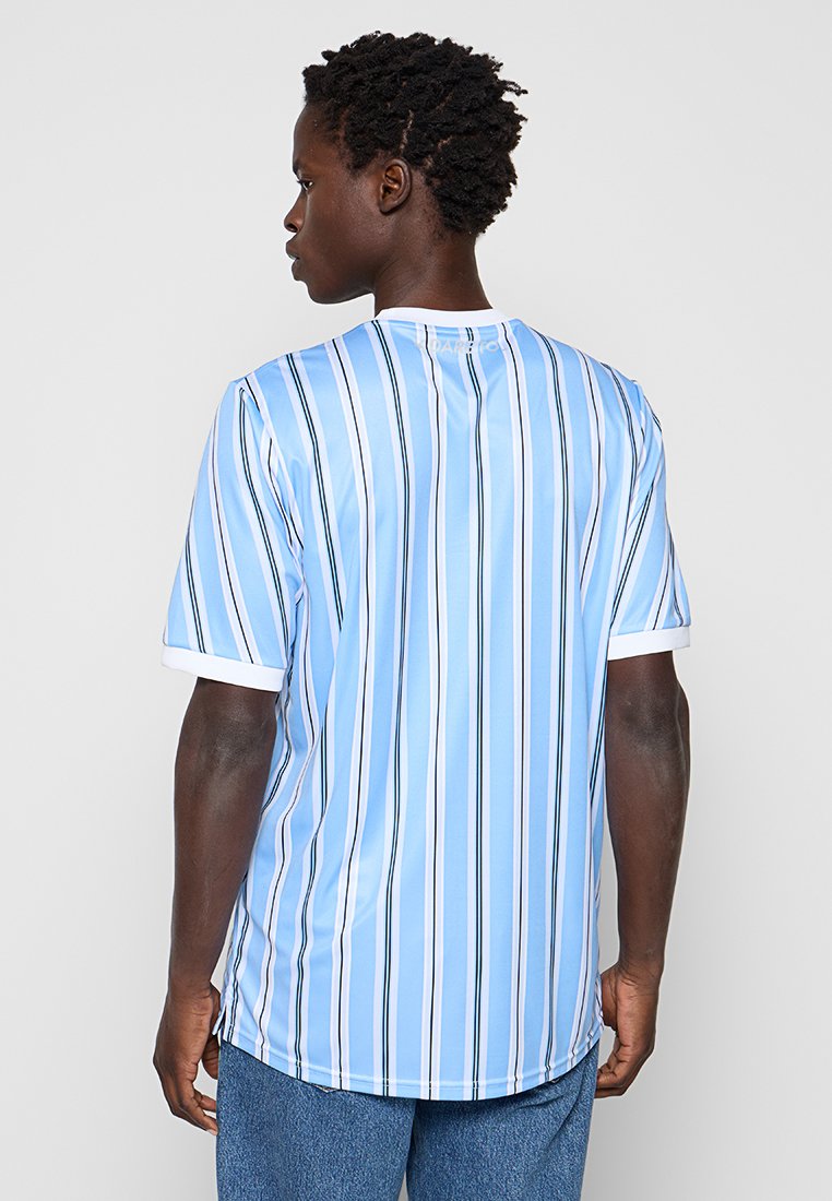 Lyle & Scott