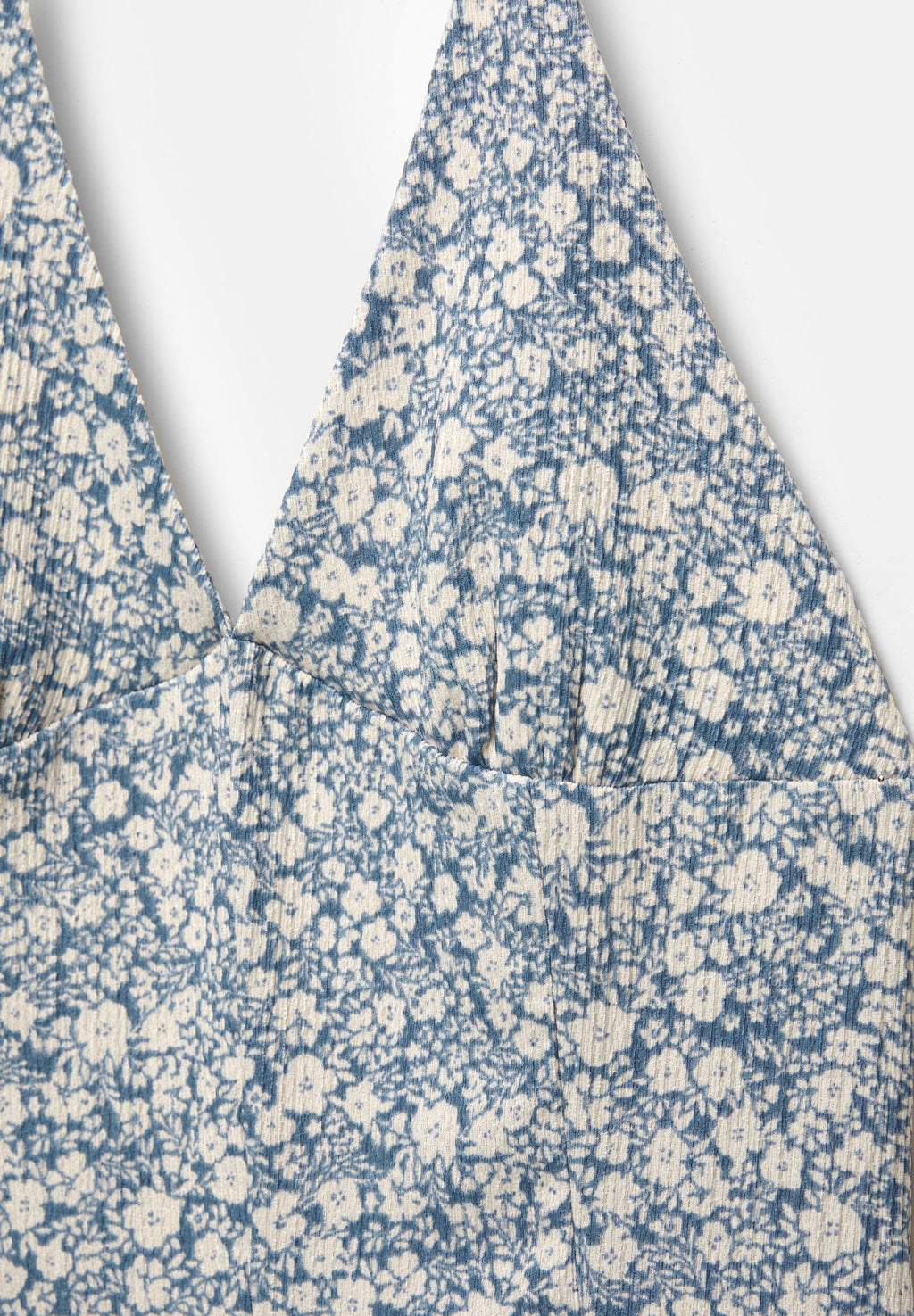PULL&BEAR SHORT TEXTURED FLORAL