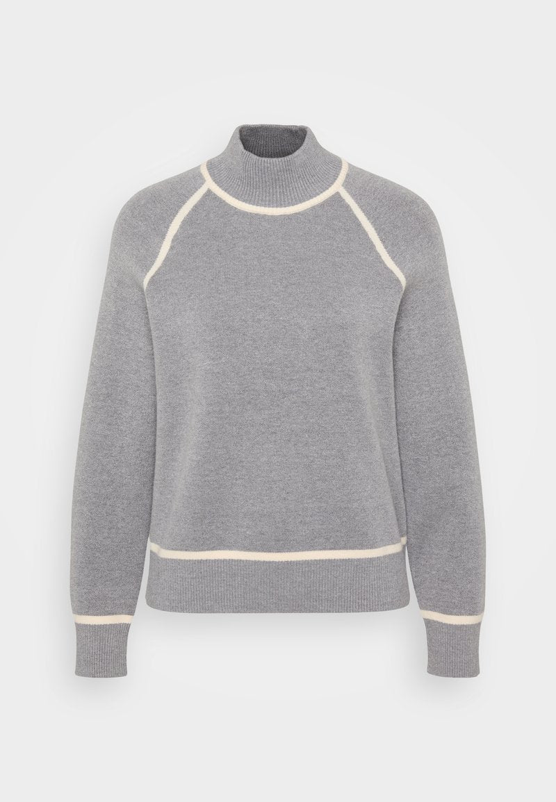 Grauer Pullover mit hohem Kragen, gerippter Struktur und cremefarbener Akzentierung entlang des Kragens und Saums. Verfügt über einen Raglan-Ärmel-Design.