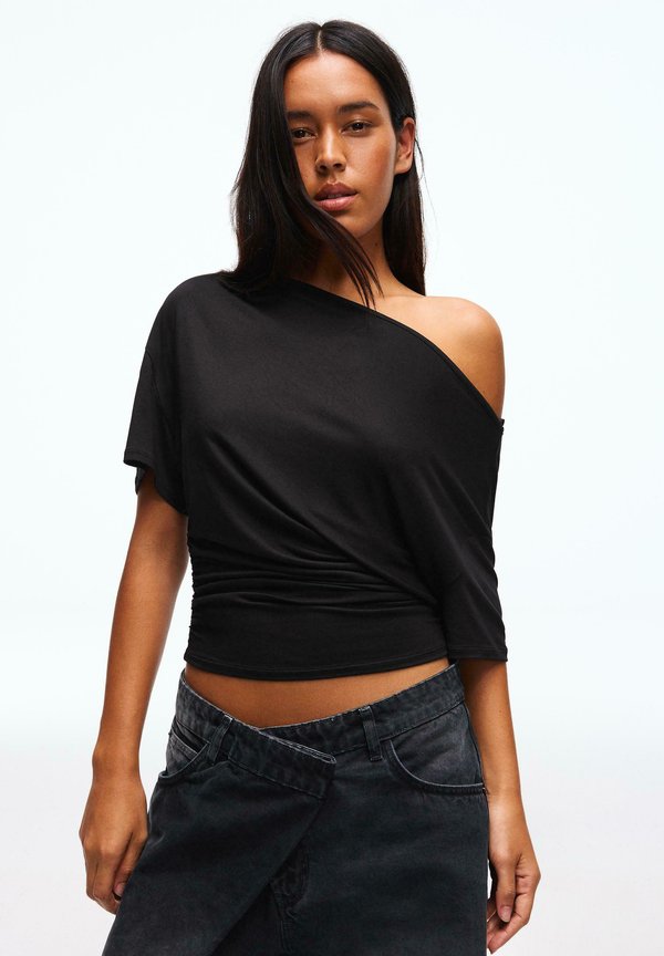 Bershka SHORT SLEEVE - Basic T-shirt - black