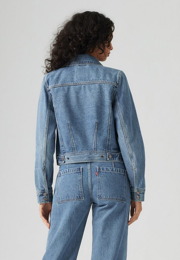 Levi's® DART TRUCKER