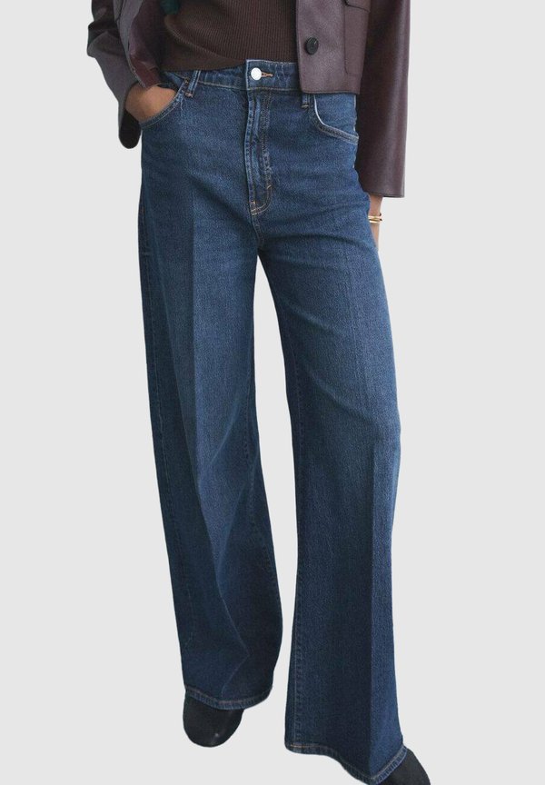 Mango Flared Jeans - dark blue denim