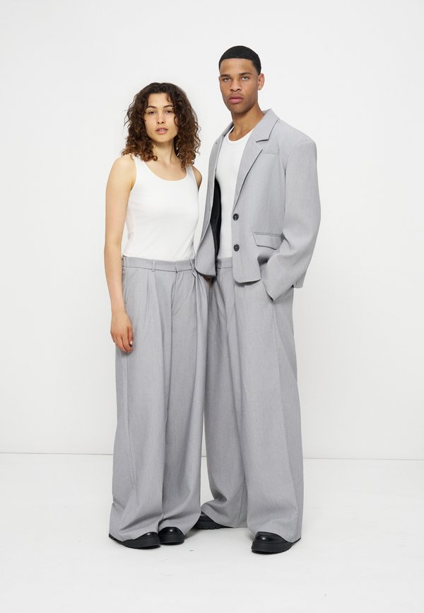 YOURTURN by Zalando UNISEX