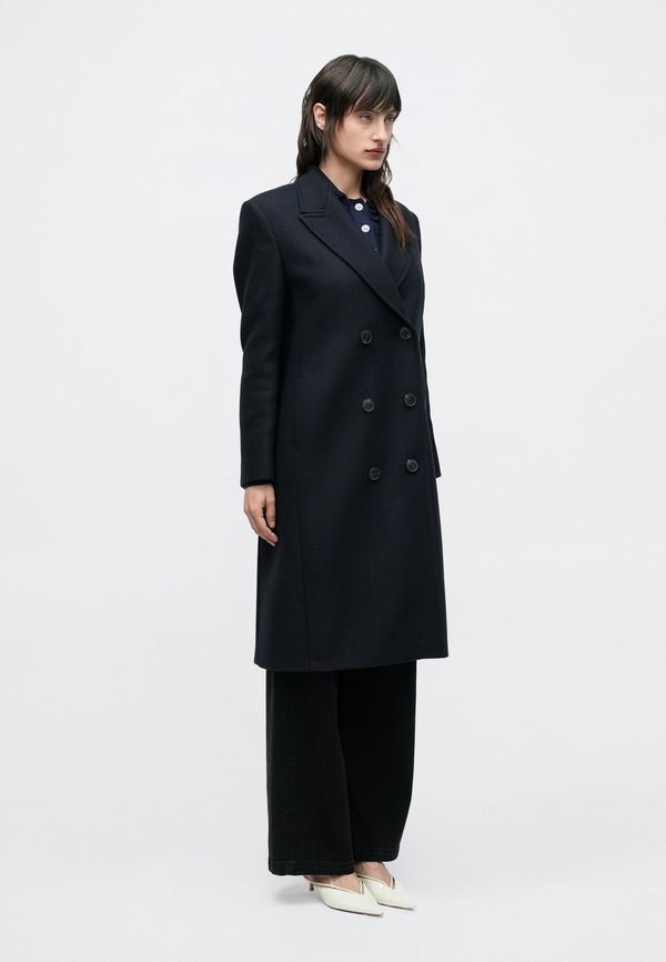 MAX&Co. RIDENTE