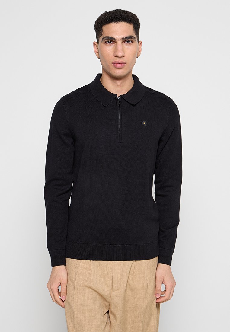 NO EXCESS Strickpullover Media 1