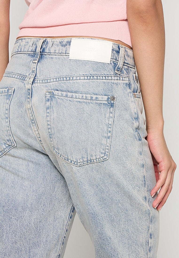 7 for all mankind LOGAN