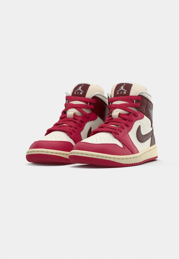 Jordan AIR JORDAN 1 MID