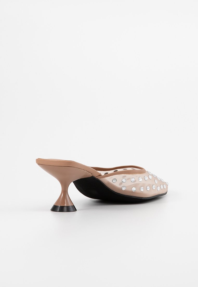 Jeffrey Campbell ENSUE-MSJ