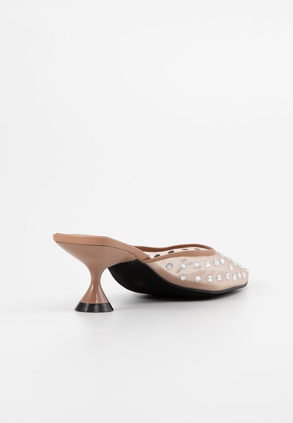 Jeffrey Campbell ENSUE-MSJ