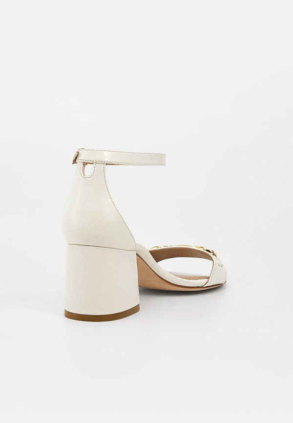 Stuart Weitzman