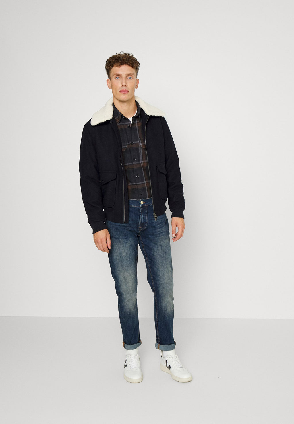 SDTOMY SLIM FIT DENIM Media 2