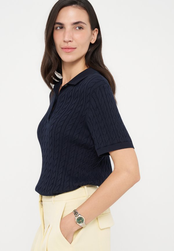 DKNY
