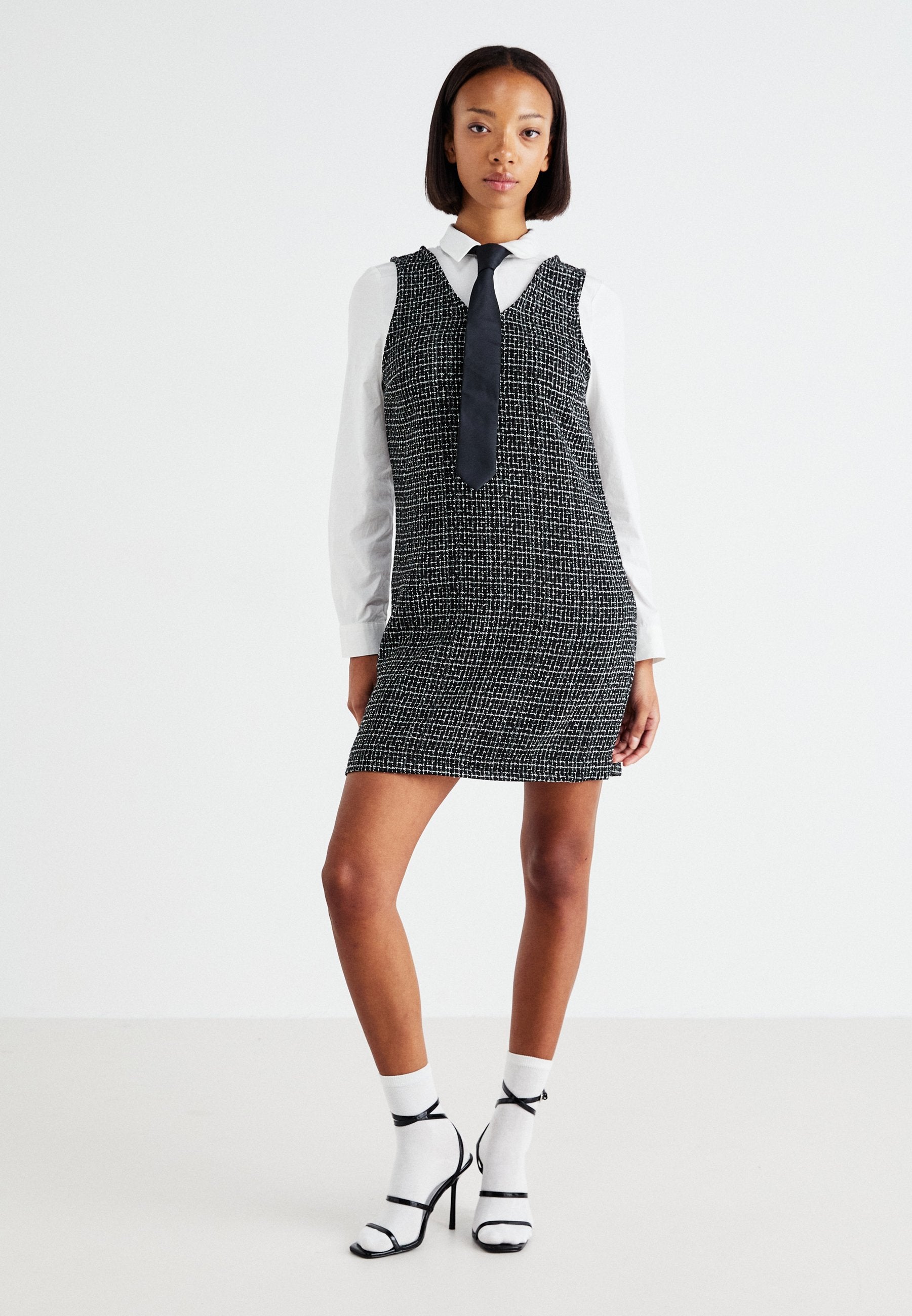 ONLLODA BOUCLE 2 IN 1 DRESS  Media 2